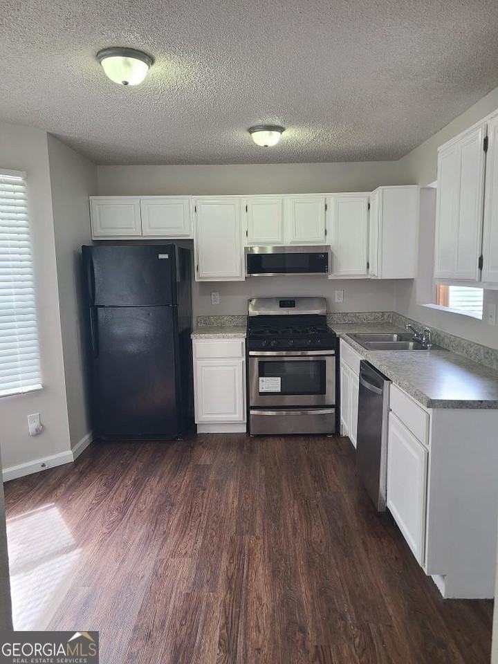 1604 Picadilly Ct Ne - Photo 7 of 18