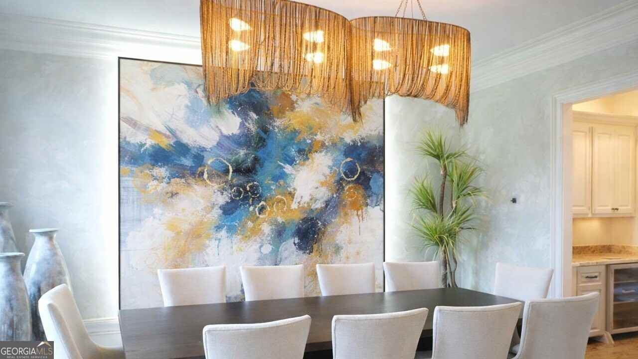 453 Londonberry Rd - Photo 5 of 24