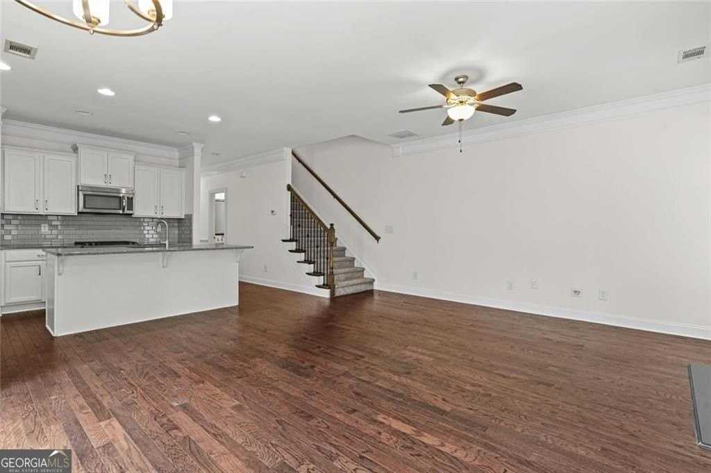 2794 Archway Ln - Photo 7 of 38