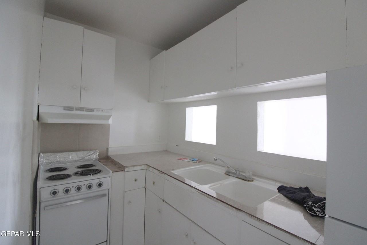 5200 Carousel Dr #2 - Photo 2 of 16