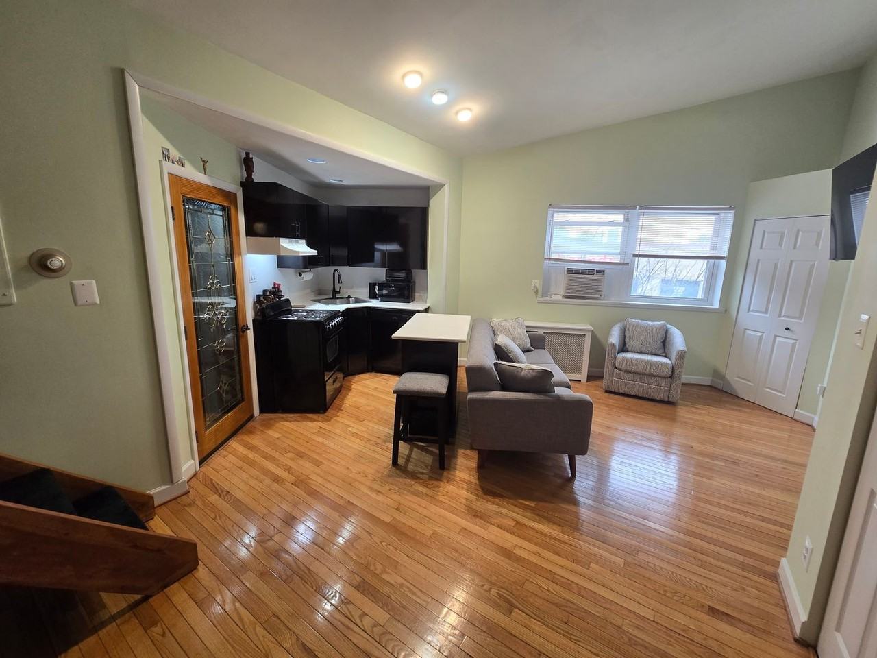 2327 S Croskey St - Photo 6 of 29