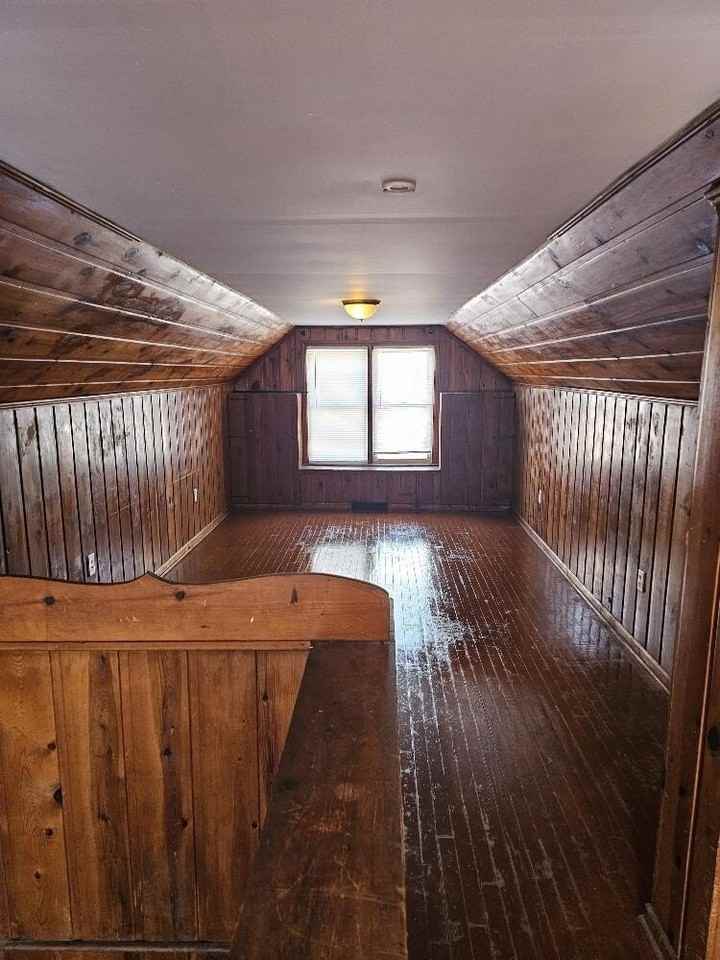 5786 Neff Ave - Photo 5 of 8