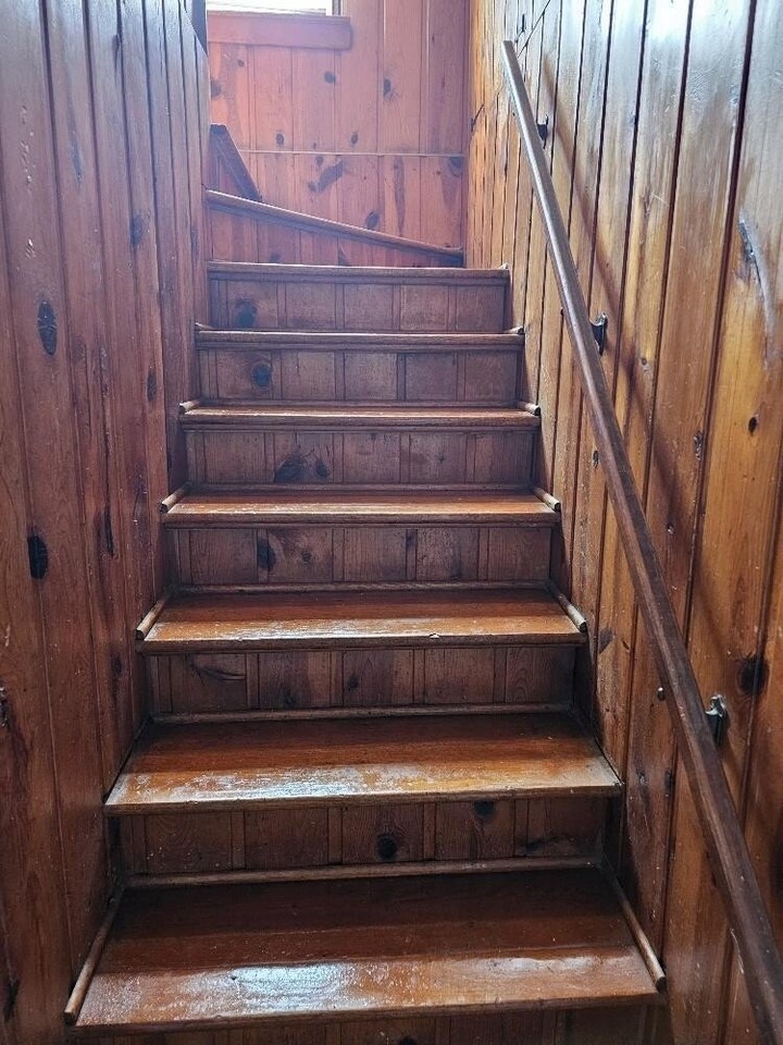 5786 Neff Ave - Photo 6 of 8