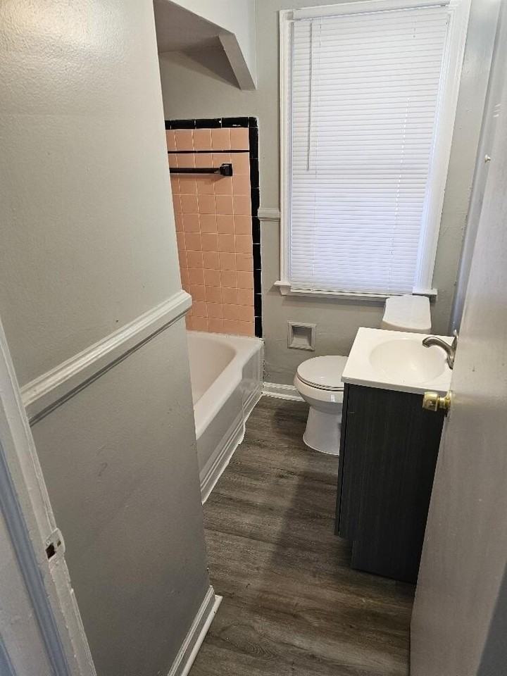 5786 Neff Ave - Photo 7 of 8