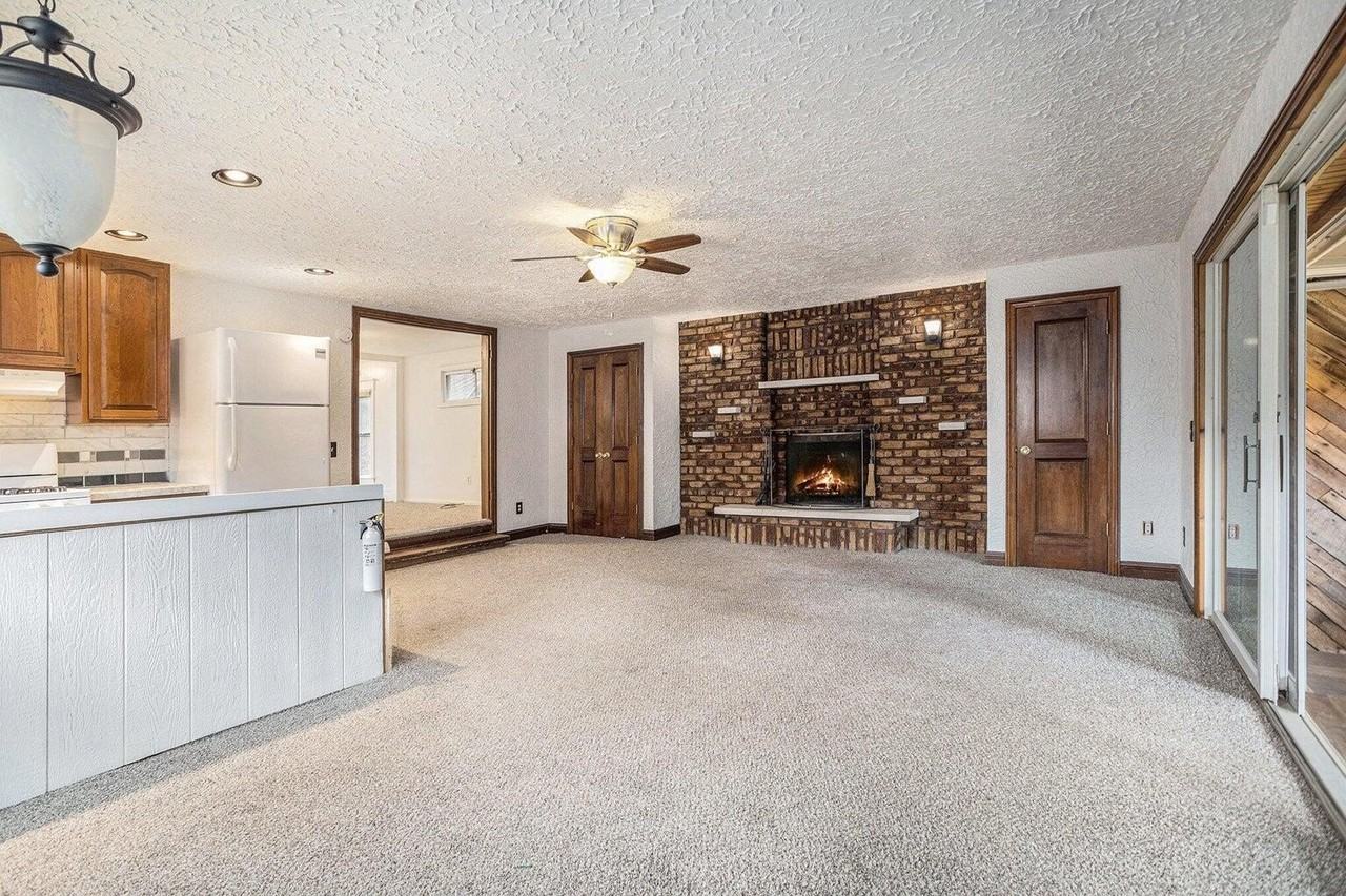 1620 N Edwards St Unit 2 - Photo 4 of 12