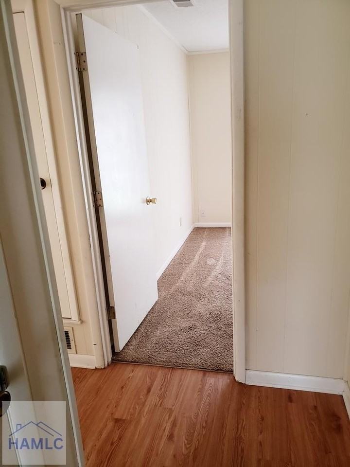 989 Live Oak Dr - Photo 6 of 13