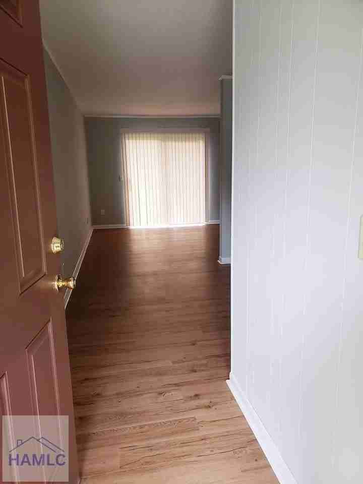 991 Live Oak Dr - Photo 2 of 13