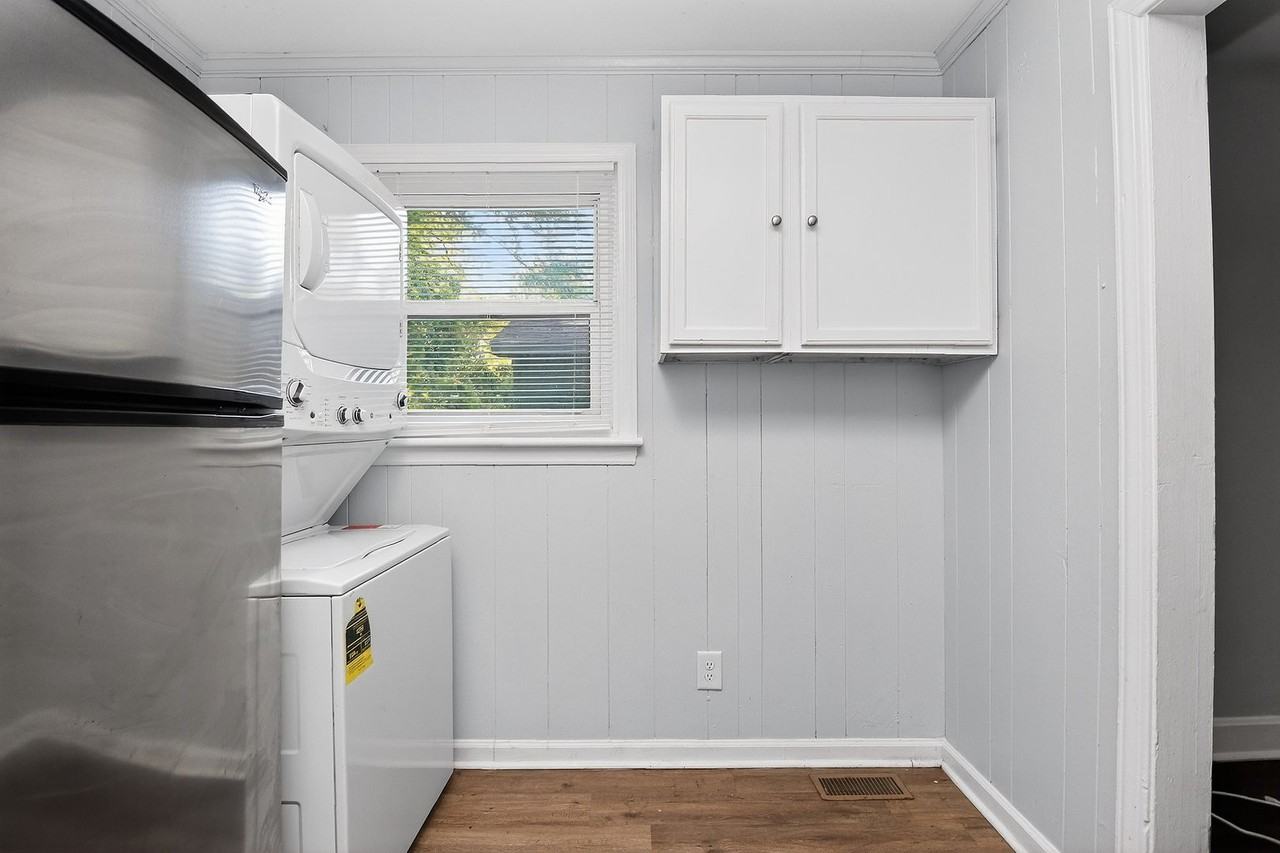 1448A Anderson St - Photo 7 of 15