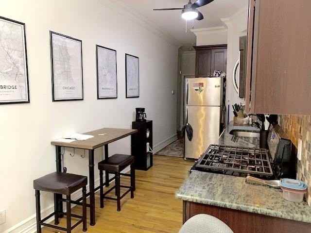 228 1st St #1B - Photo 5 of 9