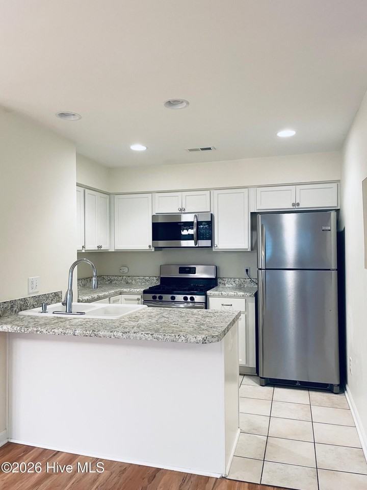 3009 Mulberry Ln Unit A - Photo 6 of 18