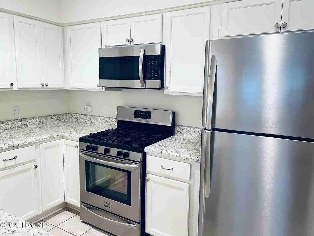 3009 Mulberry Ln Unit A - Photo 7 of 18