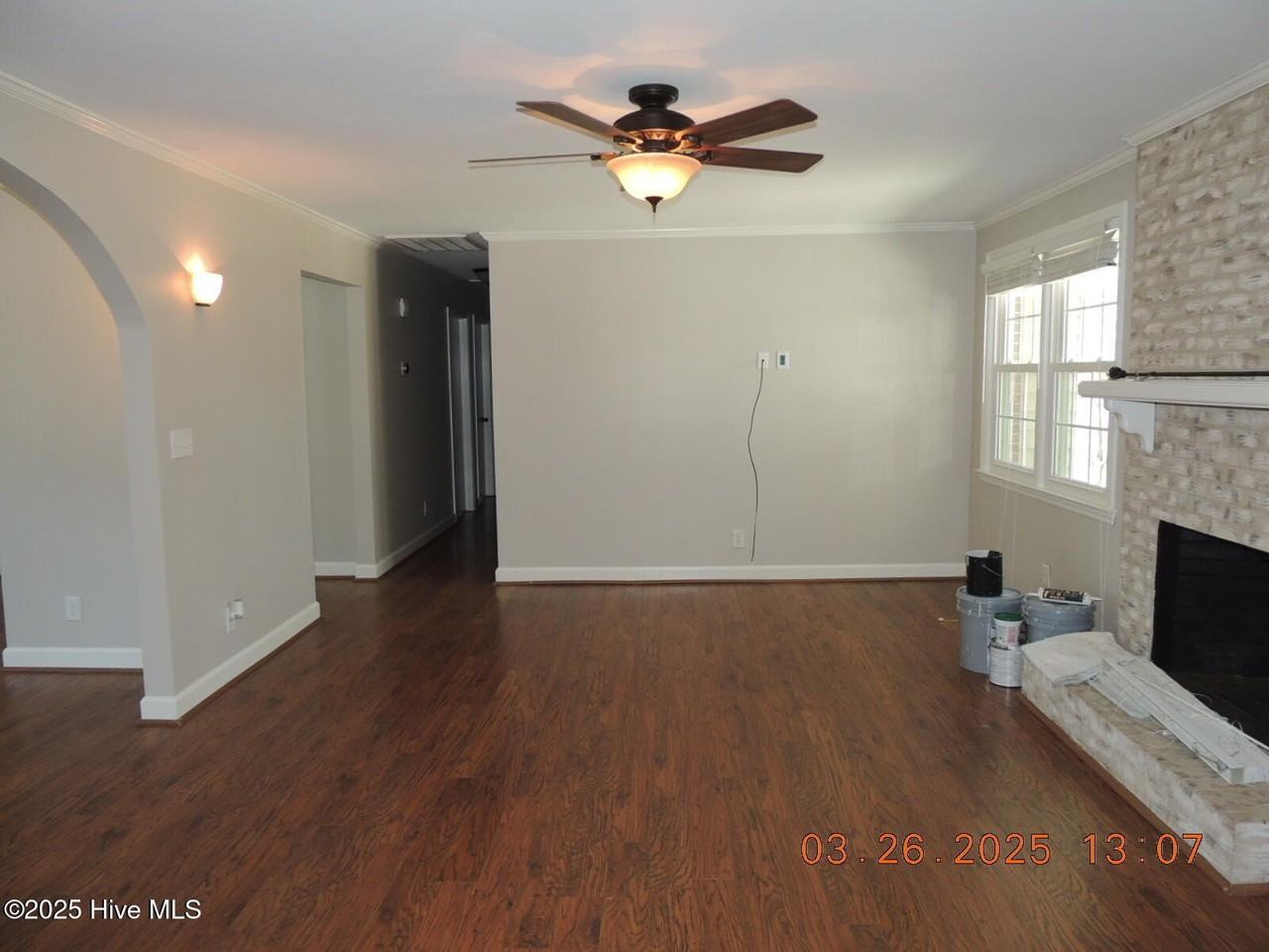 1403 Clifton Rd - Photo 7 of 22