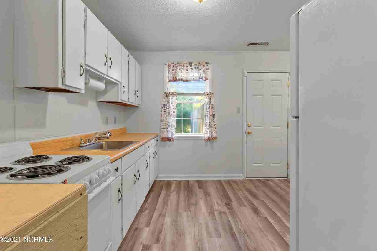 507 Elm St - Photo 7 of 18