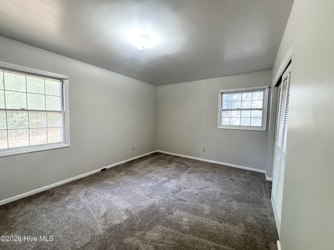 1108 Weeks St Apt B - Photo 7 of 8