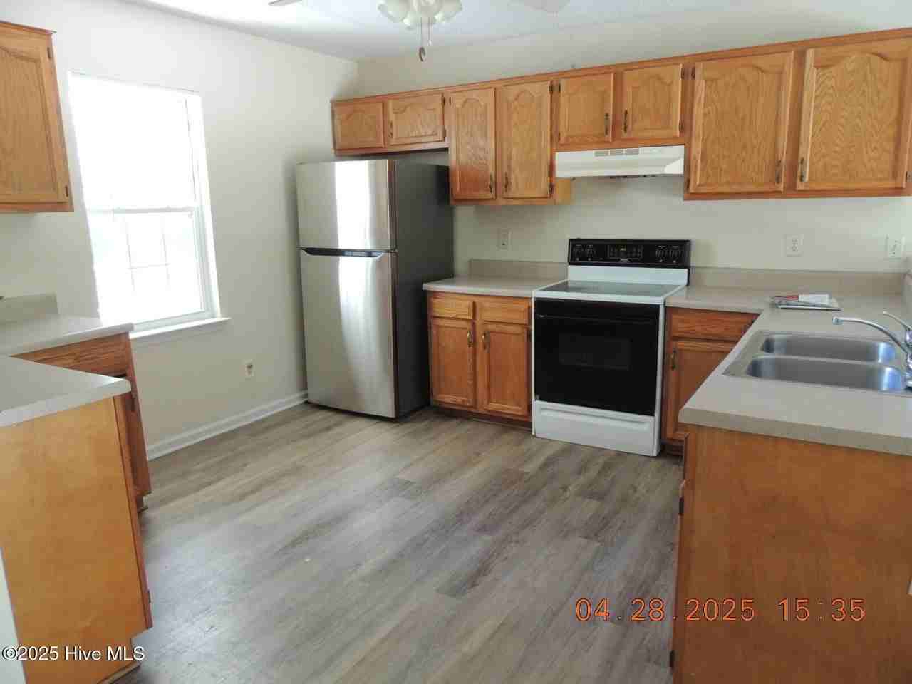 224 Natalie Ln - Photo 7 of 26