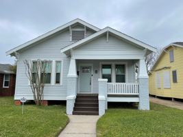 featured image of 4720 Woodrow Ave