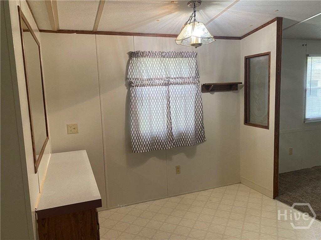 6407 Ga Highway 204 - Photo 5 of 24