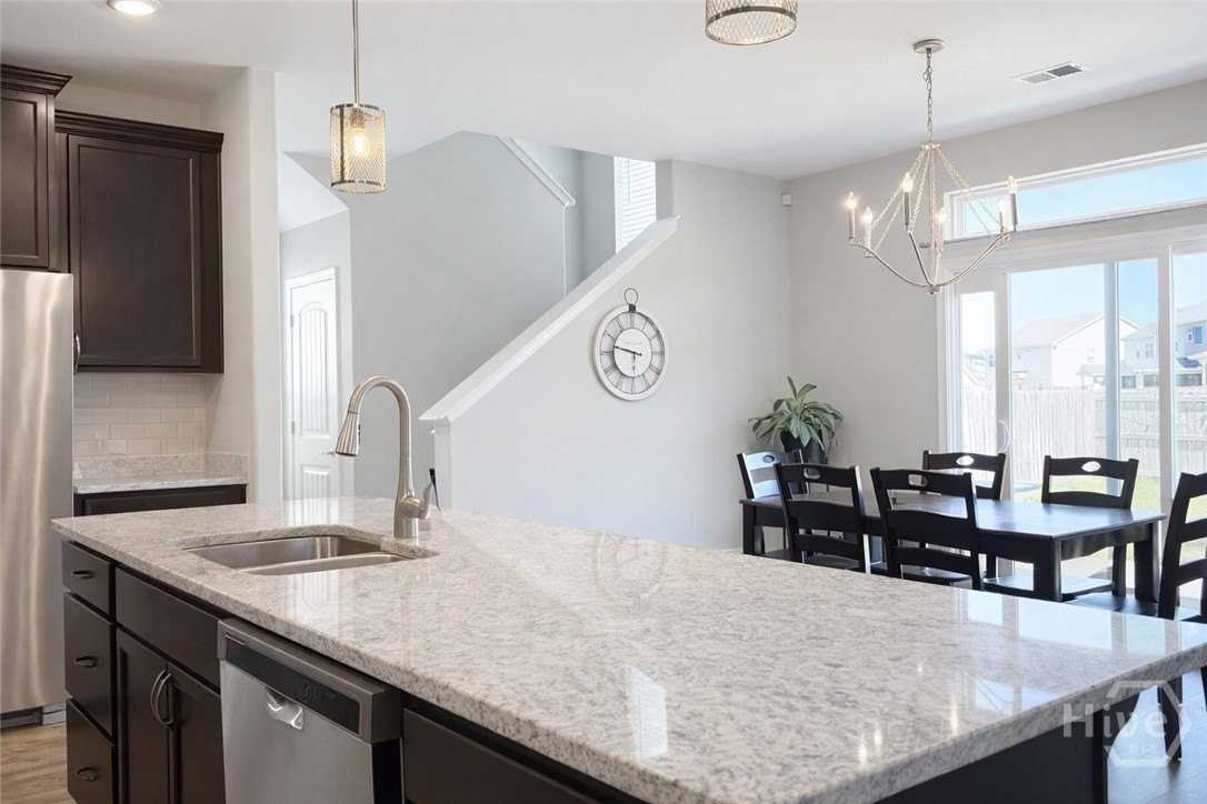 71 Club House Dr - Photo 6 of 18