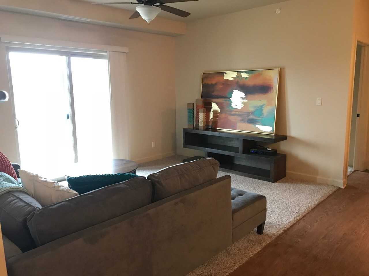 2810 Bobcat Dr - Photo 4 of 16