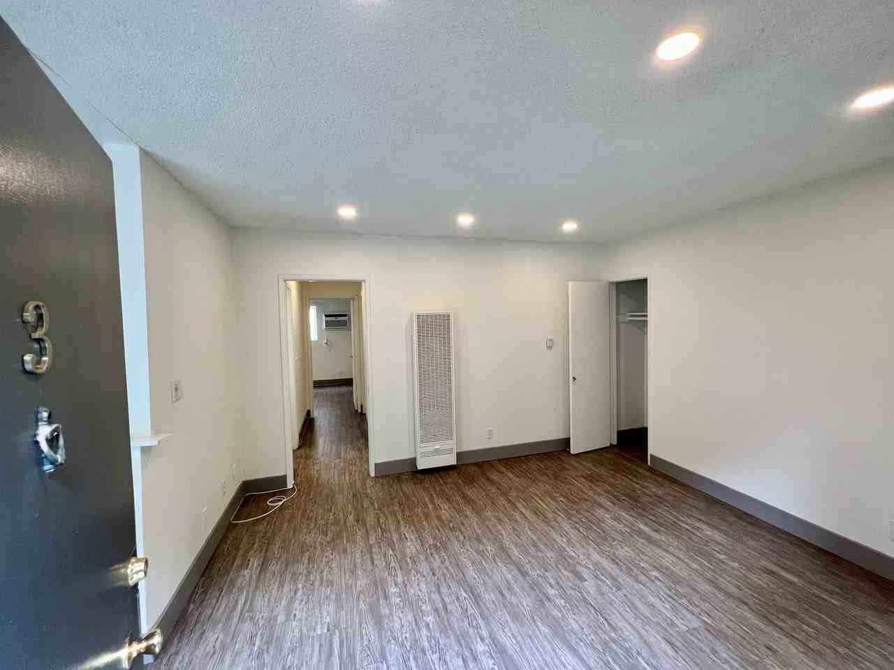 mat27 - Photo 3 of 40