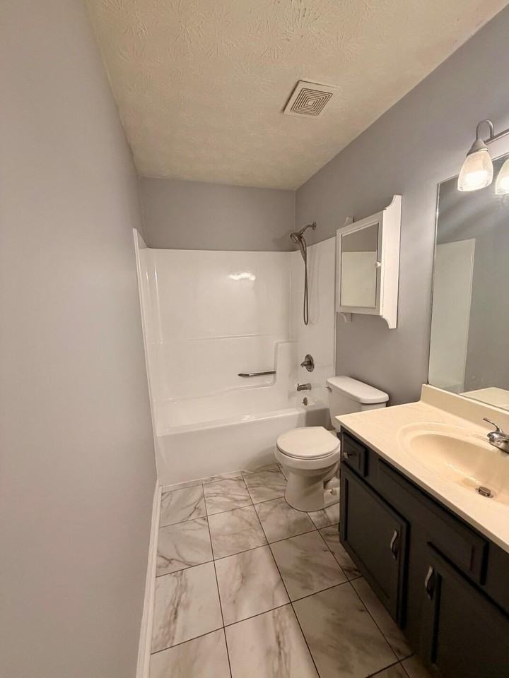 3416 Woodspring Dr - Photo 7 of 14