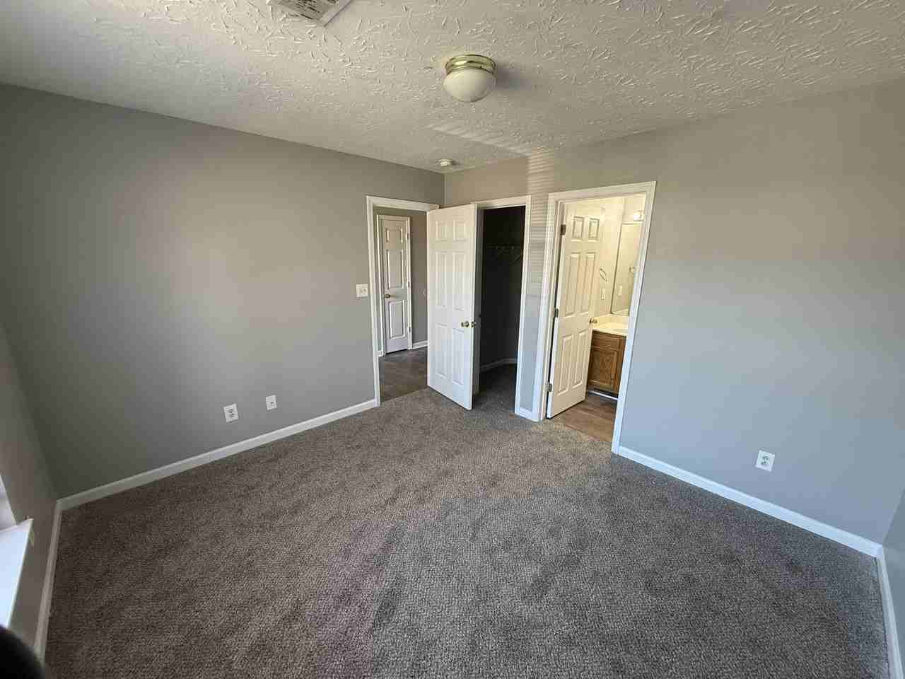 3361 Tyler Ct - Photo 3 of 12