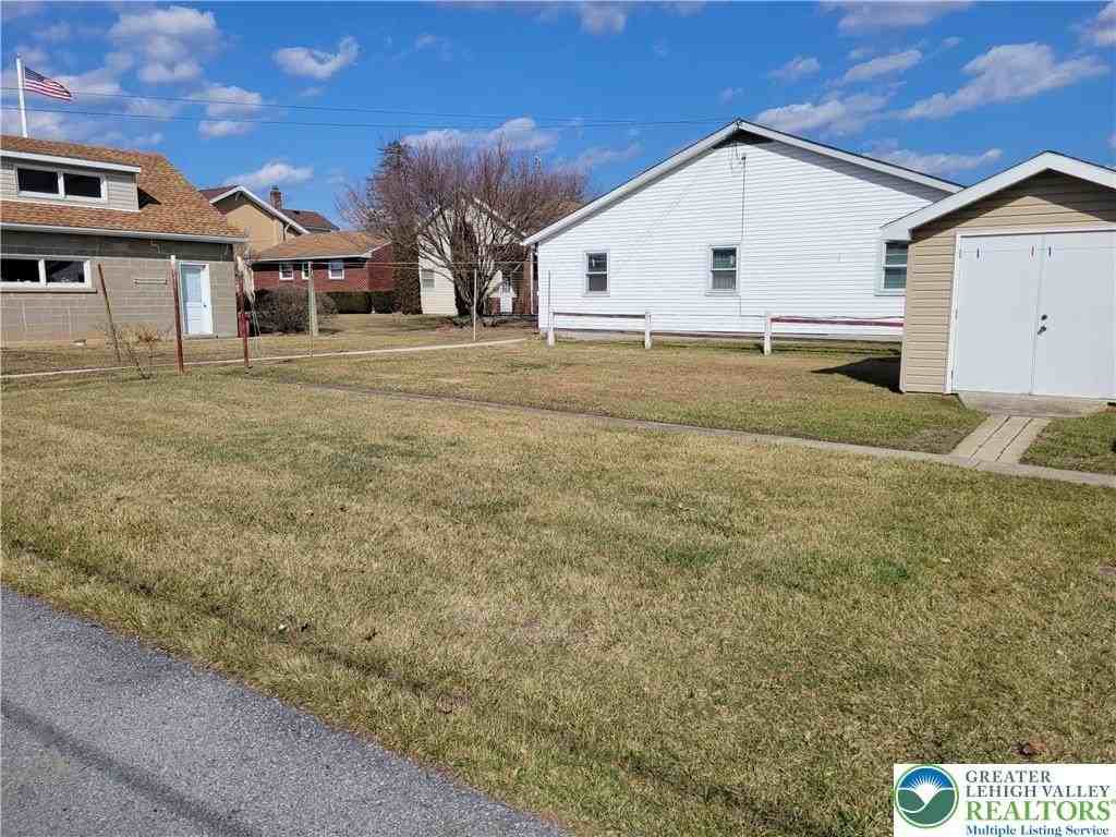 712 Chestnut St - Photo 5 of 32