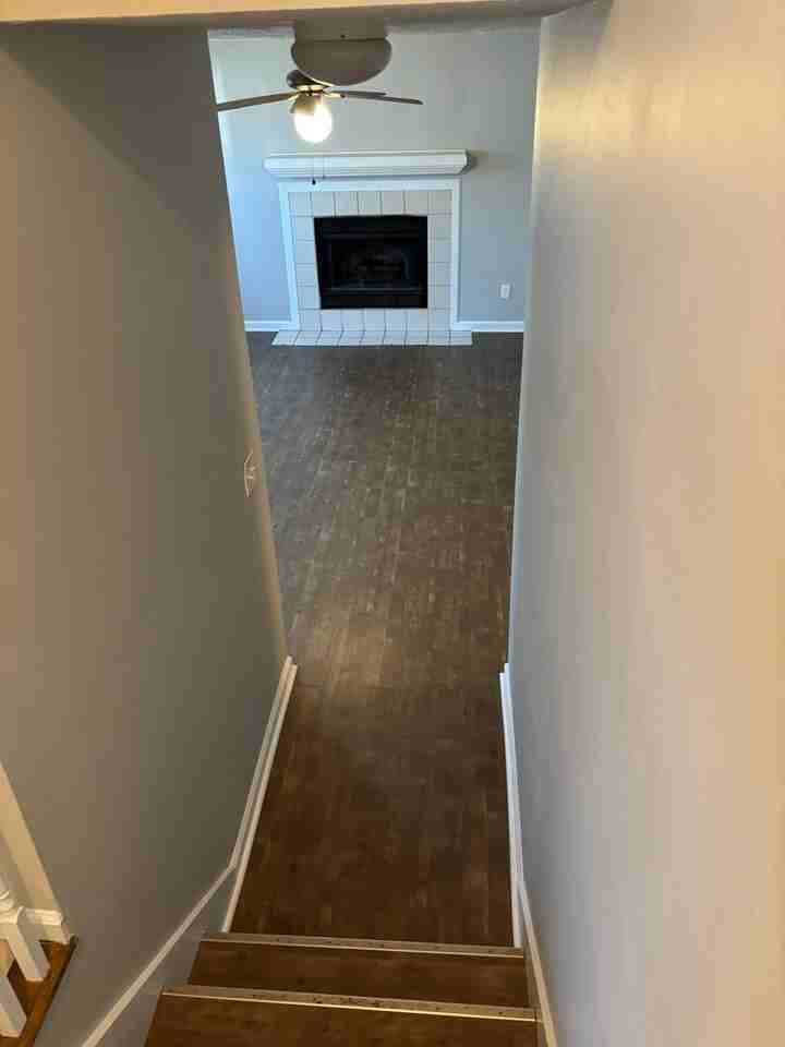 1447 Kings Mountain Rd - Photo 5 of 20