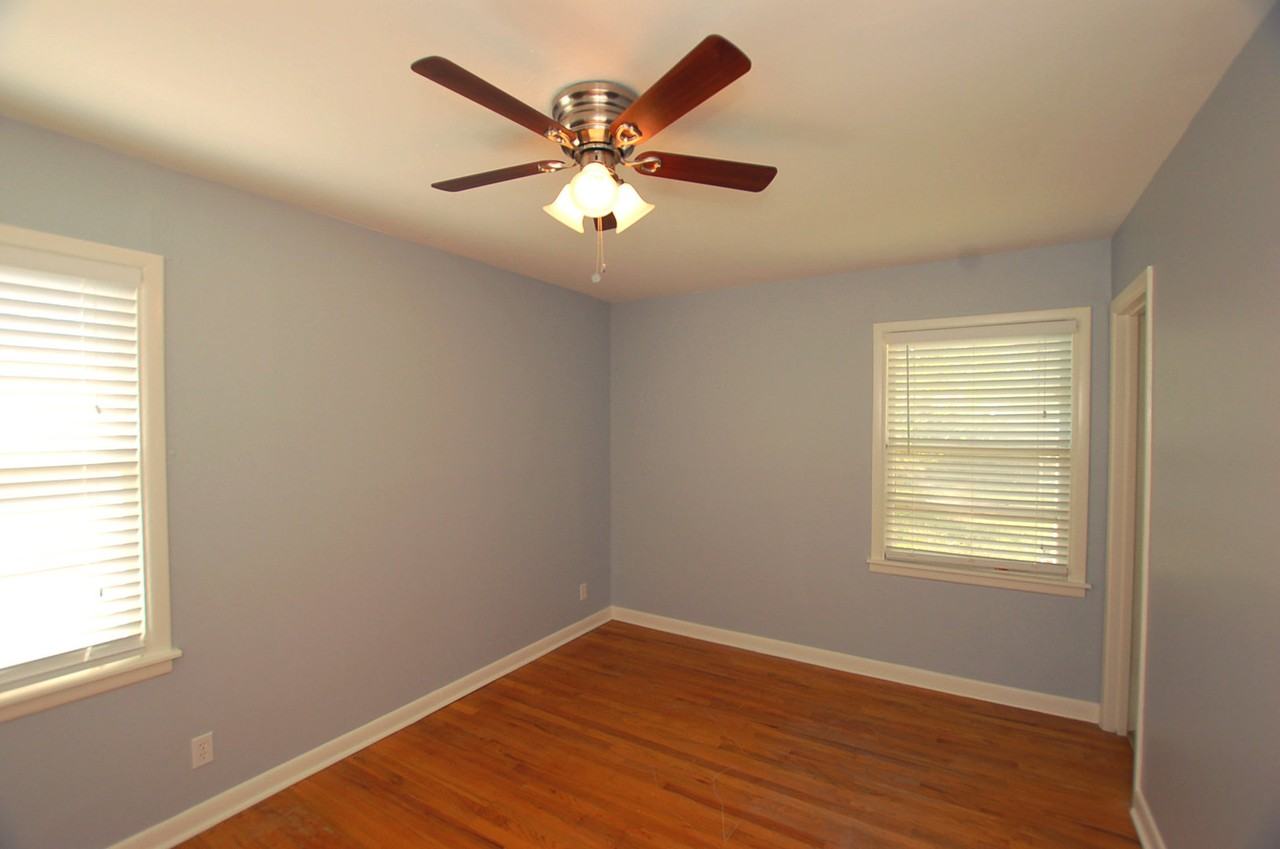 4021 37th St - Photo 4 of 12