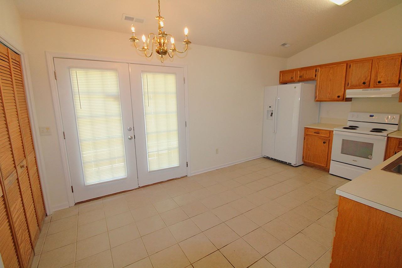 309 Hamilton St - Photo 6 of 21