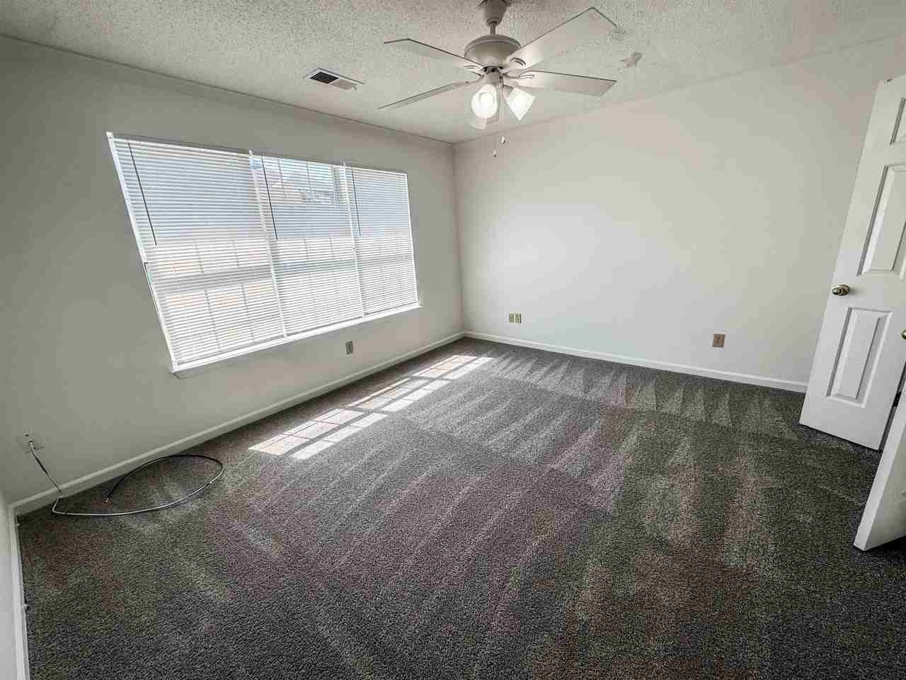 7047 Estacada Way S - Photo 5 of 13