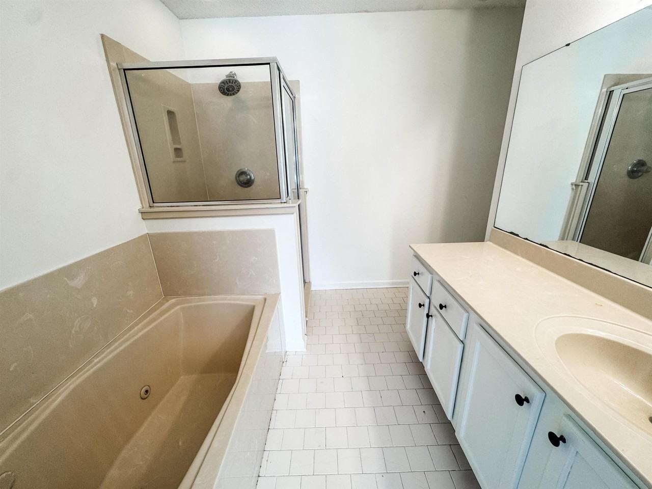 7047 Estacada Way S - Photo 6 of 13