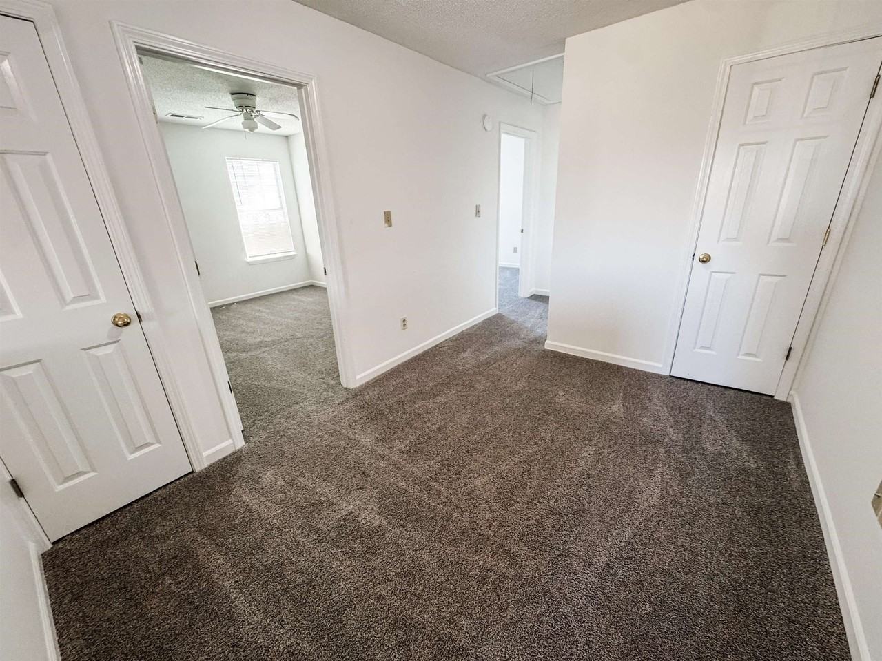 7047 Estacada Way S - Photo 7 of 13