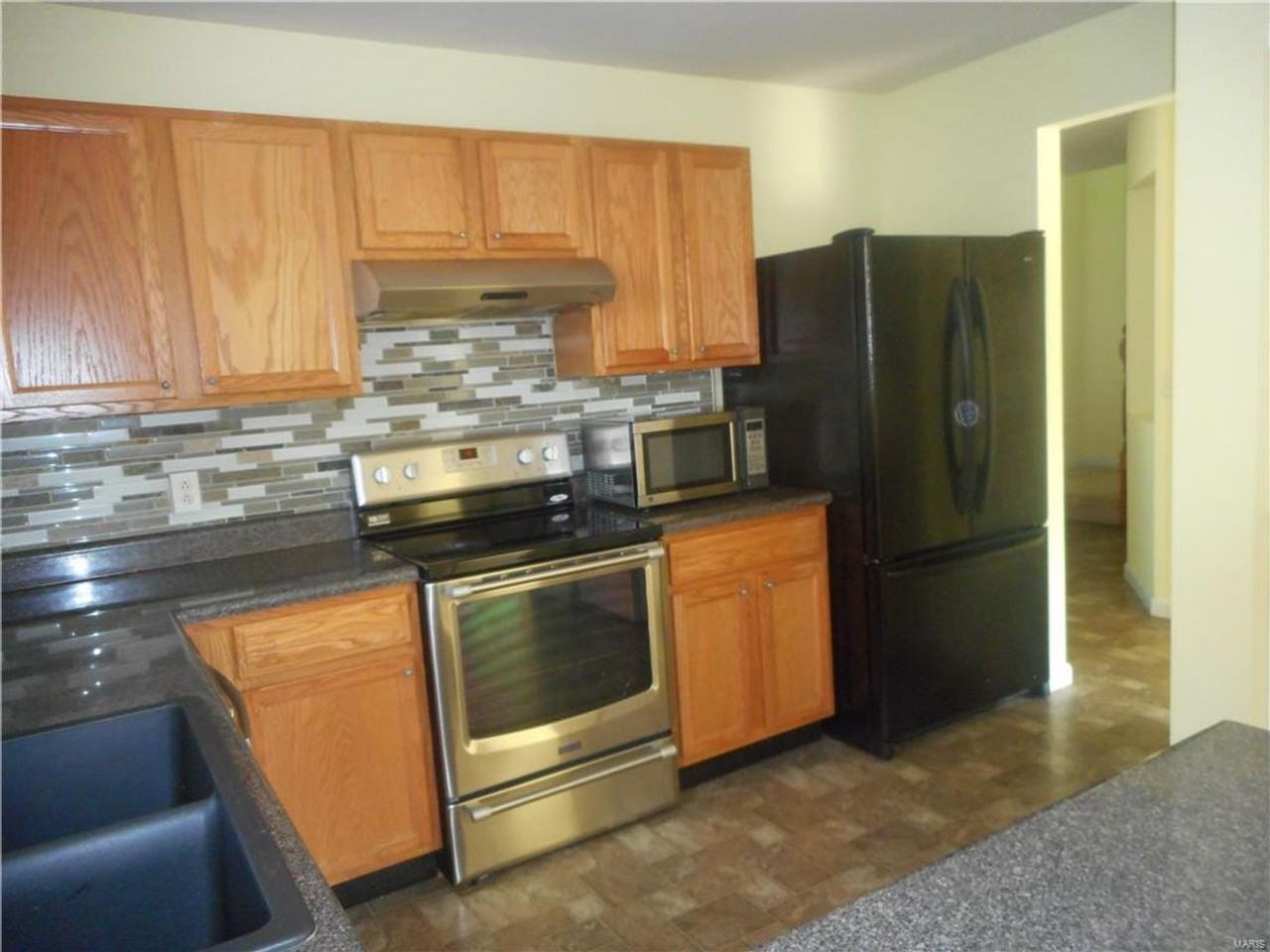 219 Hawksbury Pl - Photo 7 of 17