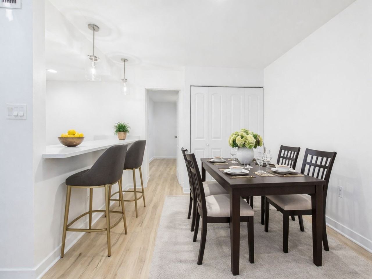 1703 Wallace St - Photo 4 of 13