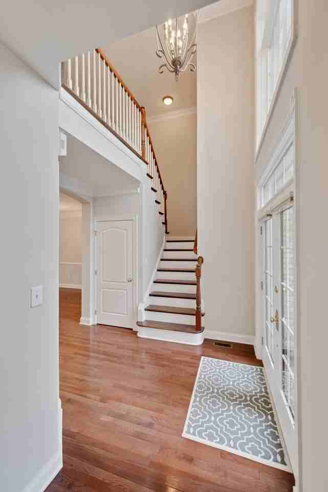 11734 Broadfield Ct - Photo 2 of 19