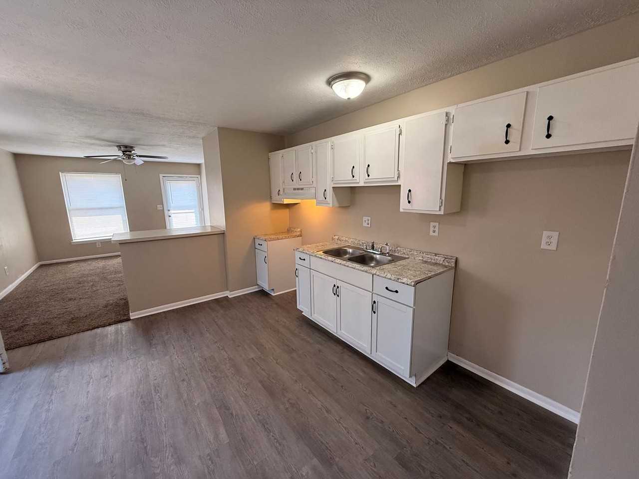 148 Orchid Ct - Photo 3 of 18