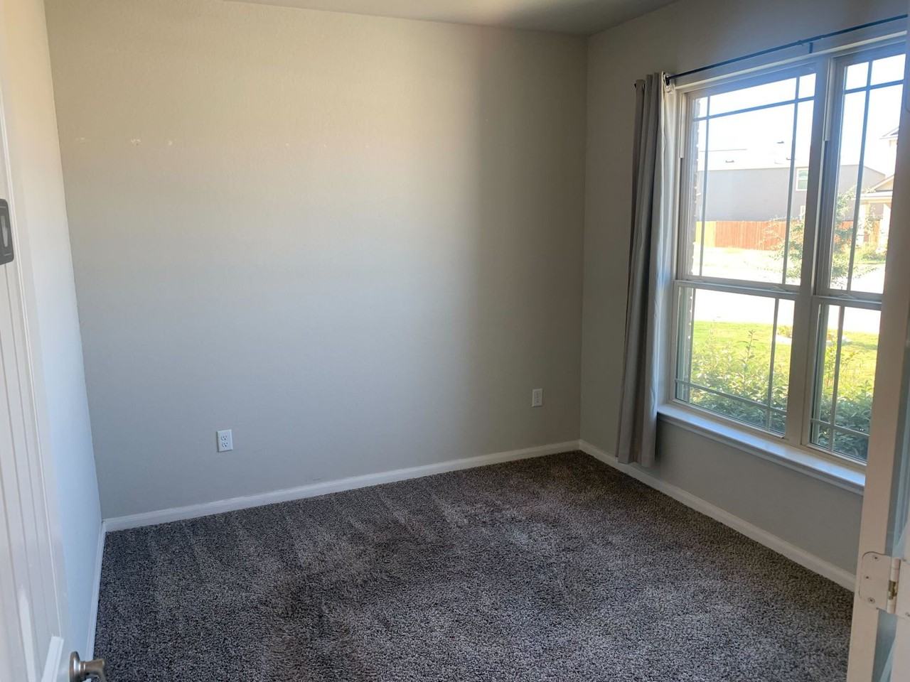 6814 Hibiscus Fls - Photo 2 of 31