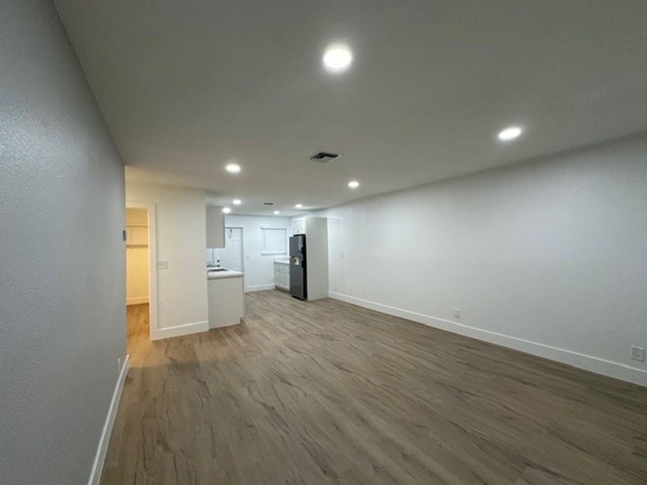108 Premiere LLC & 128 Premiere LLC - Photo 7 of 34