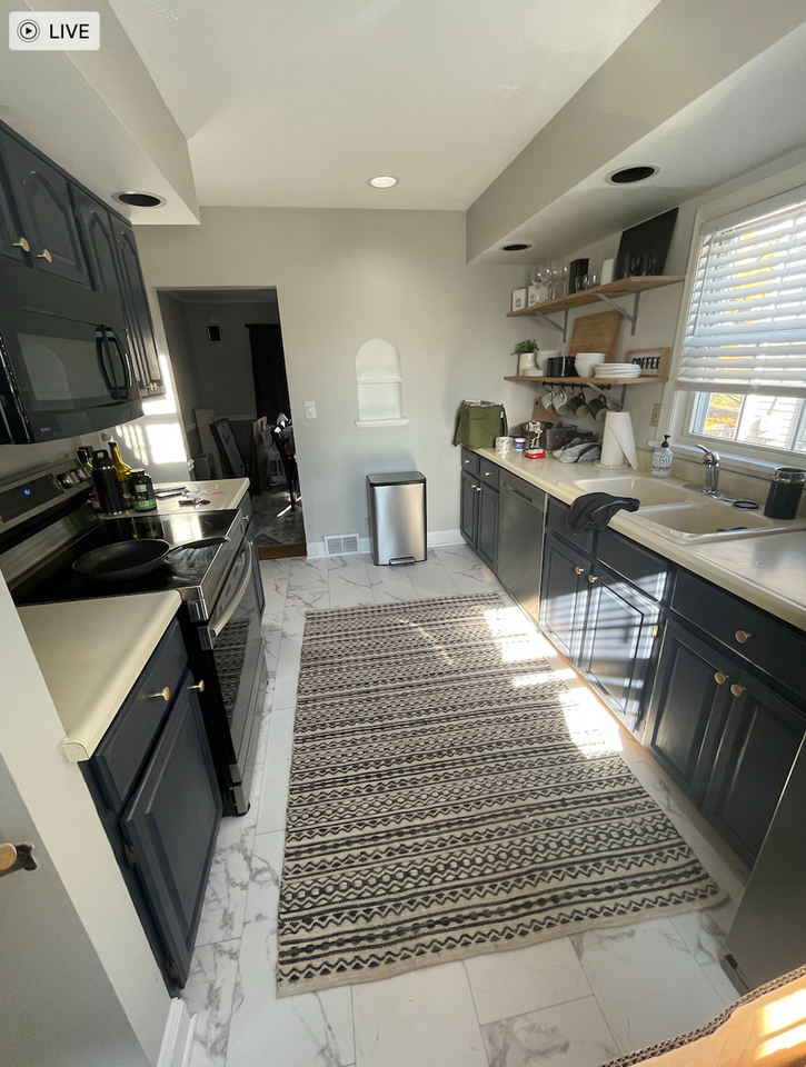 811 California Ave - Photo 5 of 34