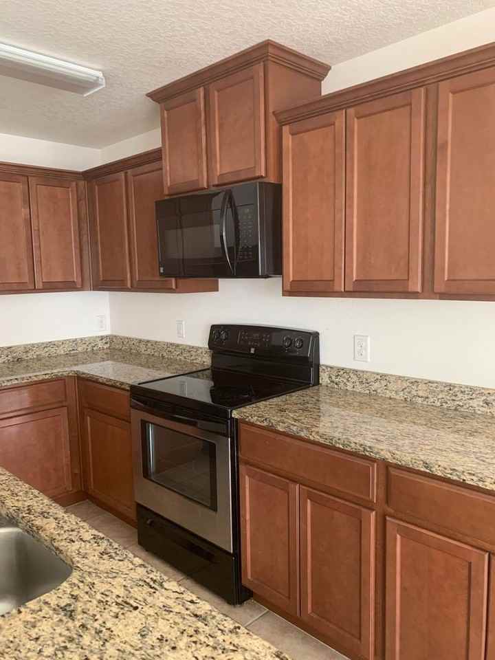 5725 Lacar Way - Photo 3 of 7