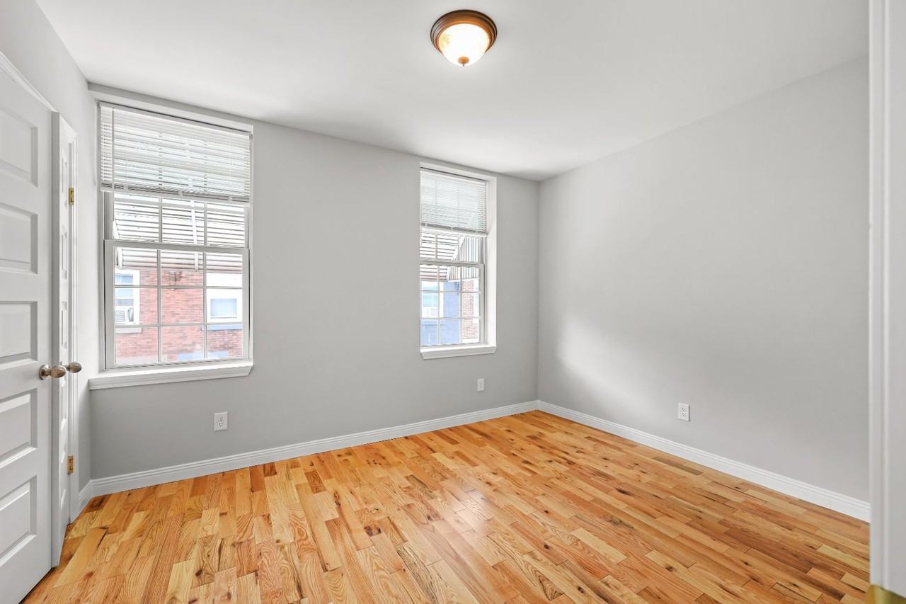 2857 N Opal St - Photo 7 of 12