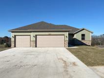 407 E Becky St - Photo 1 of 1