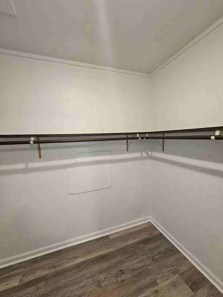 106 Brenda Dr - Photo 4 of 6