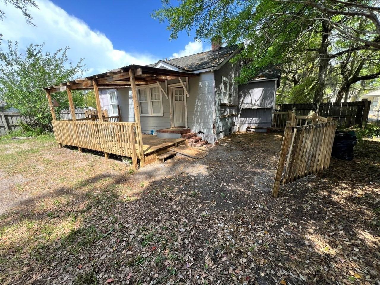 2201 Mississippi Ave - Photo 7 of 22