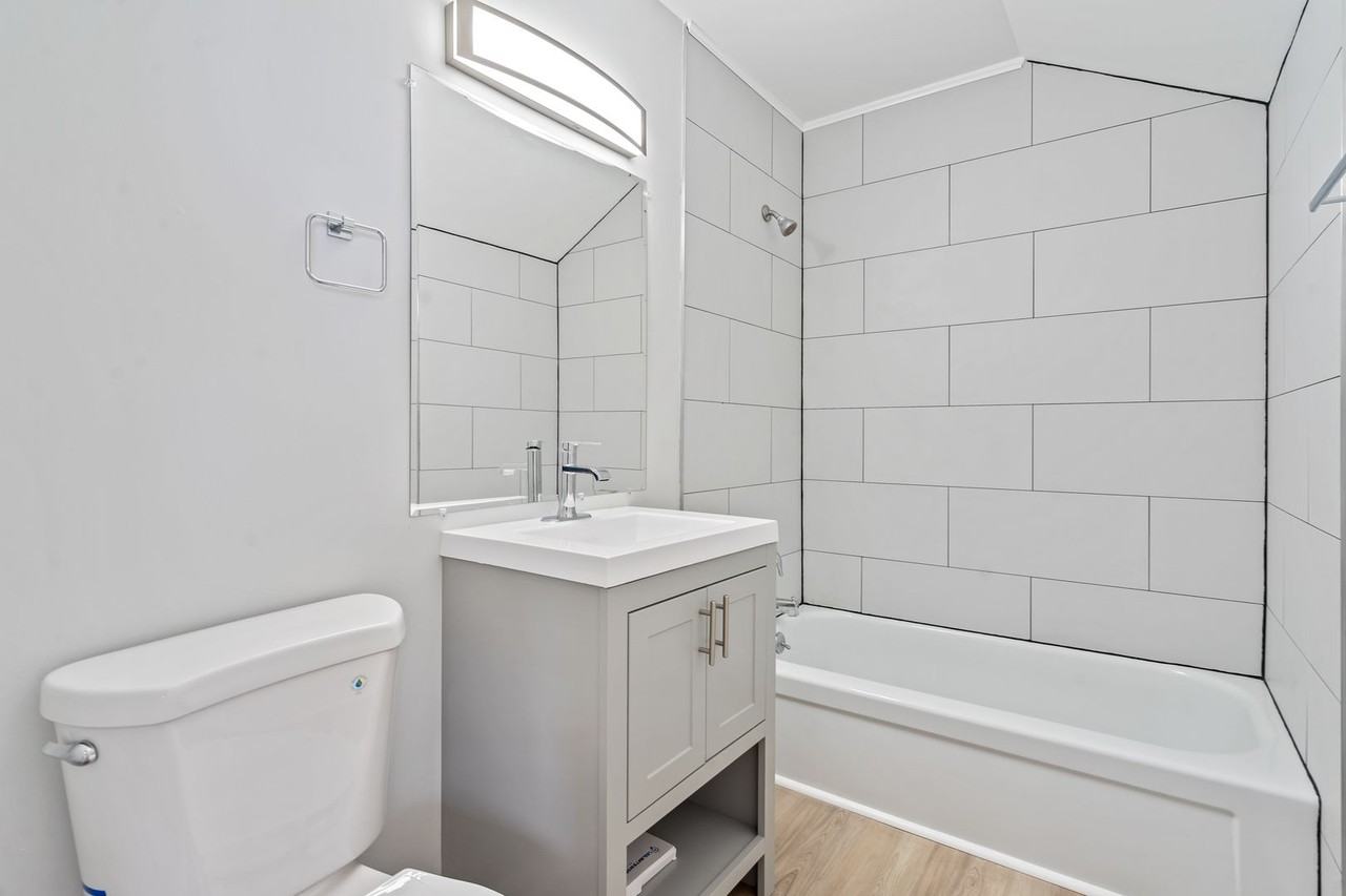 110 Butler St - Photo 6 of 15