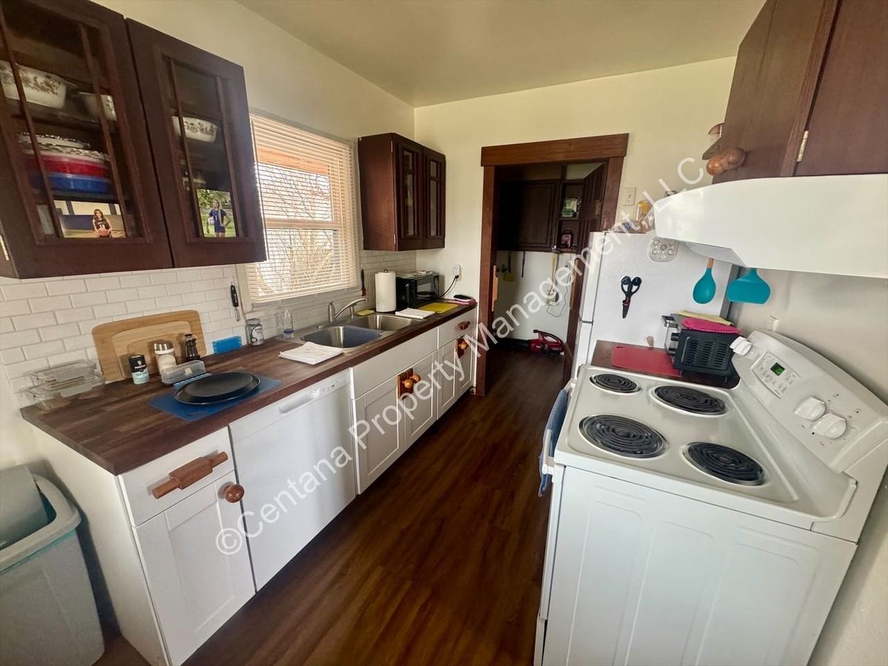 515 25th St N - Photo 2 of 11