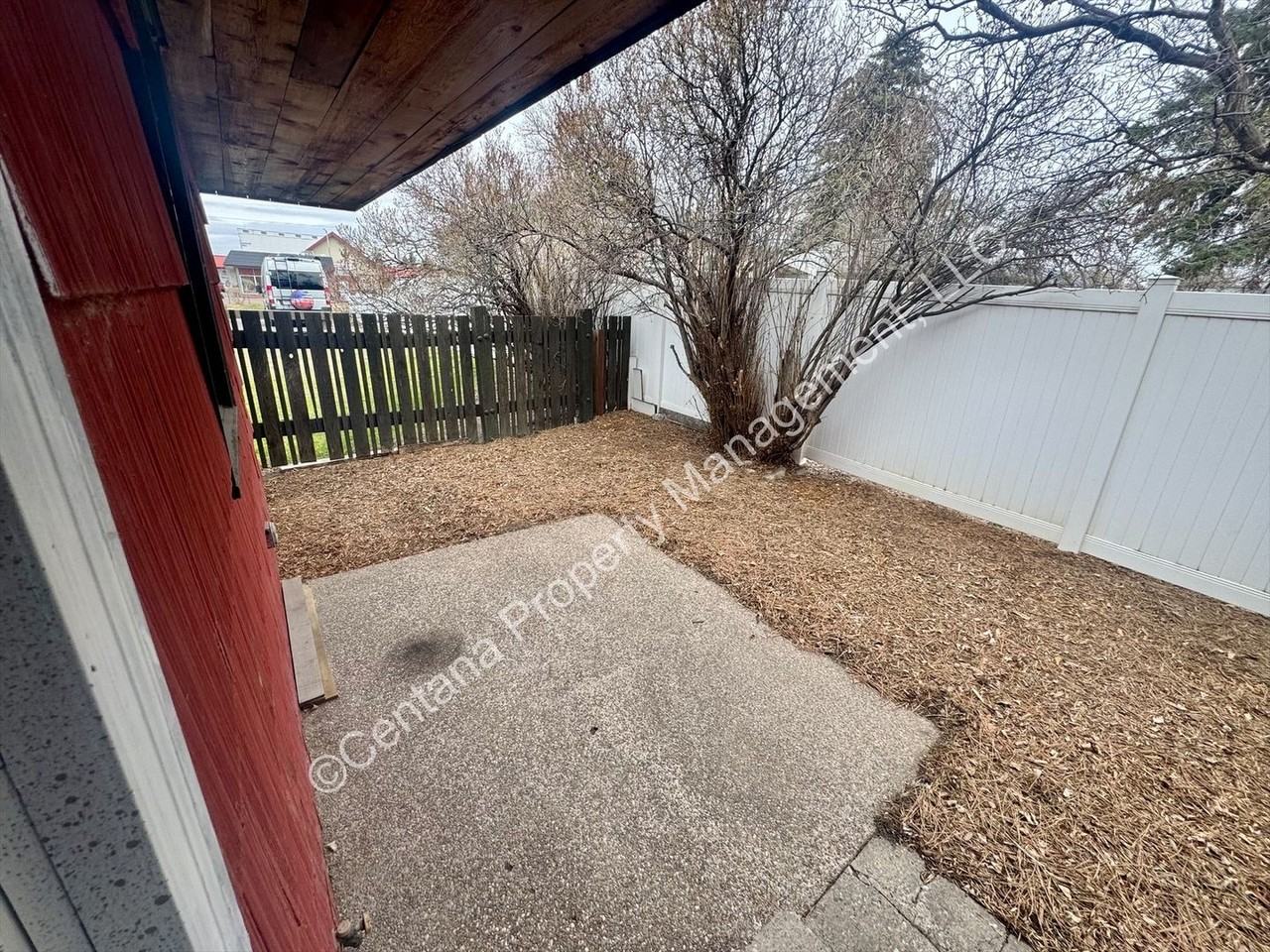 515 25th St N - Photo 7 of 11