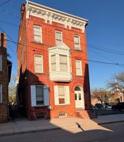 146 S Duke St - Photo 1 of 1