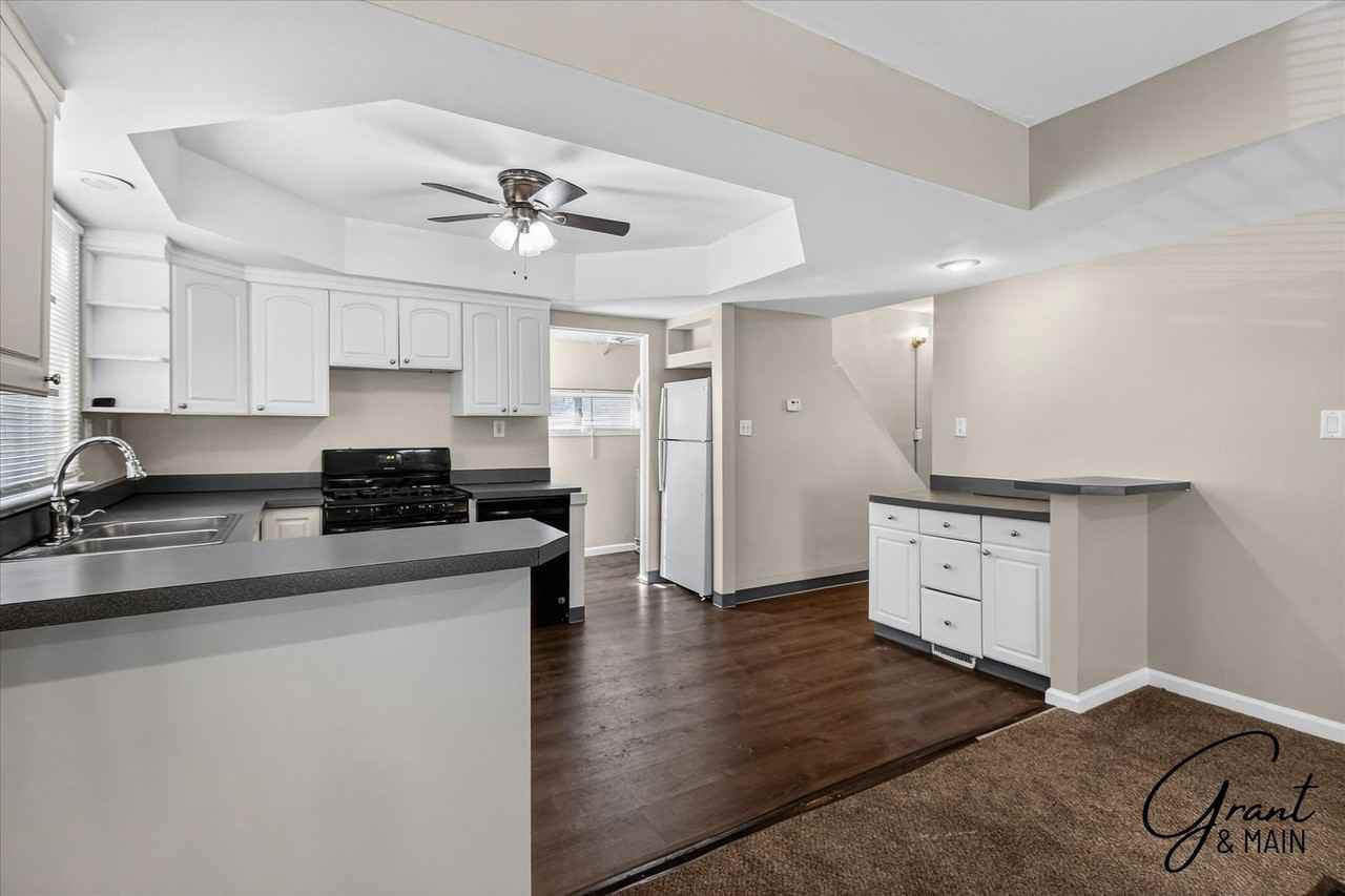 14048 Marshall Ave - Photo 7 of 21